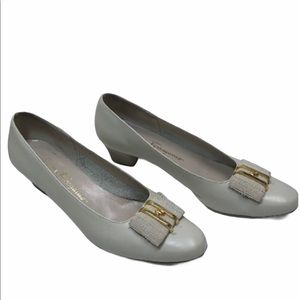 Vintage Salvatore Ferragamo ivory shoes.